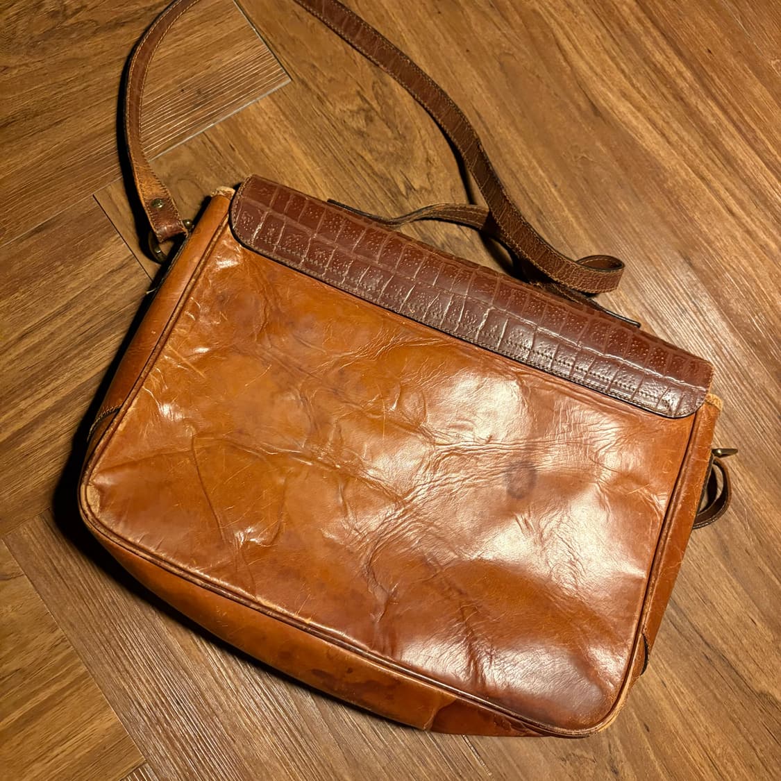 Italy made Turn-lock satchel bag 상품이미지4