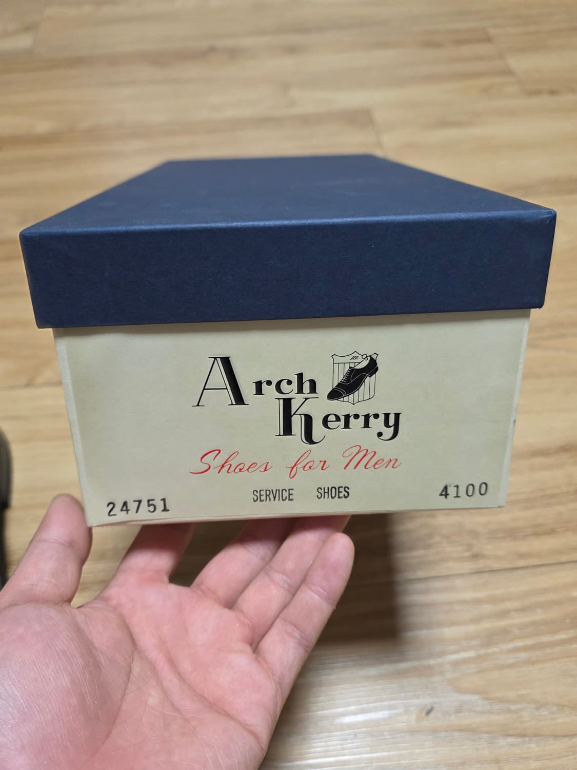 10size택포70만)아치캐리 24751서비스 슈즈 블랙 상품이미지2