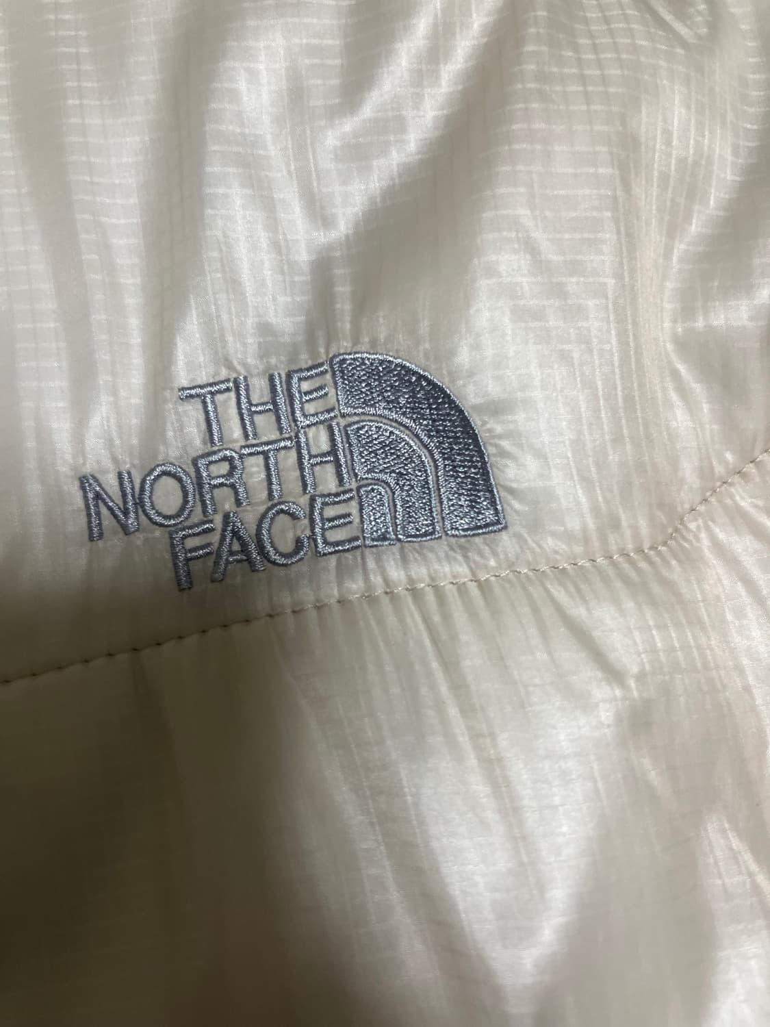 노스페이스 프리마로프트 패딩 L 상품이미지3