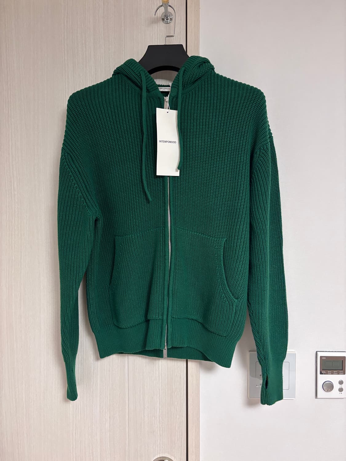 새상품) M 95 인템포무드 그린 니트 후드집업 상품이미지1