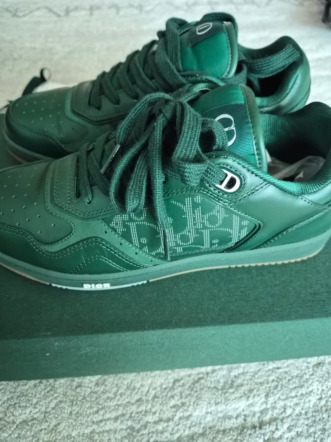 디올 b27 스니커즈 베이지 그린 42사이즈 상품이미지2