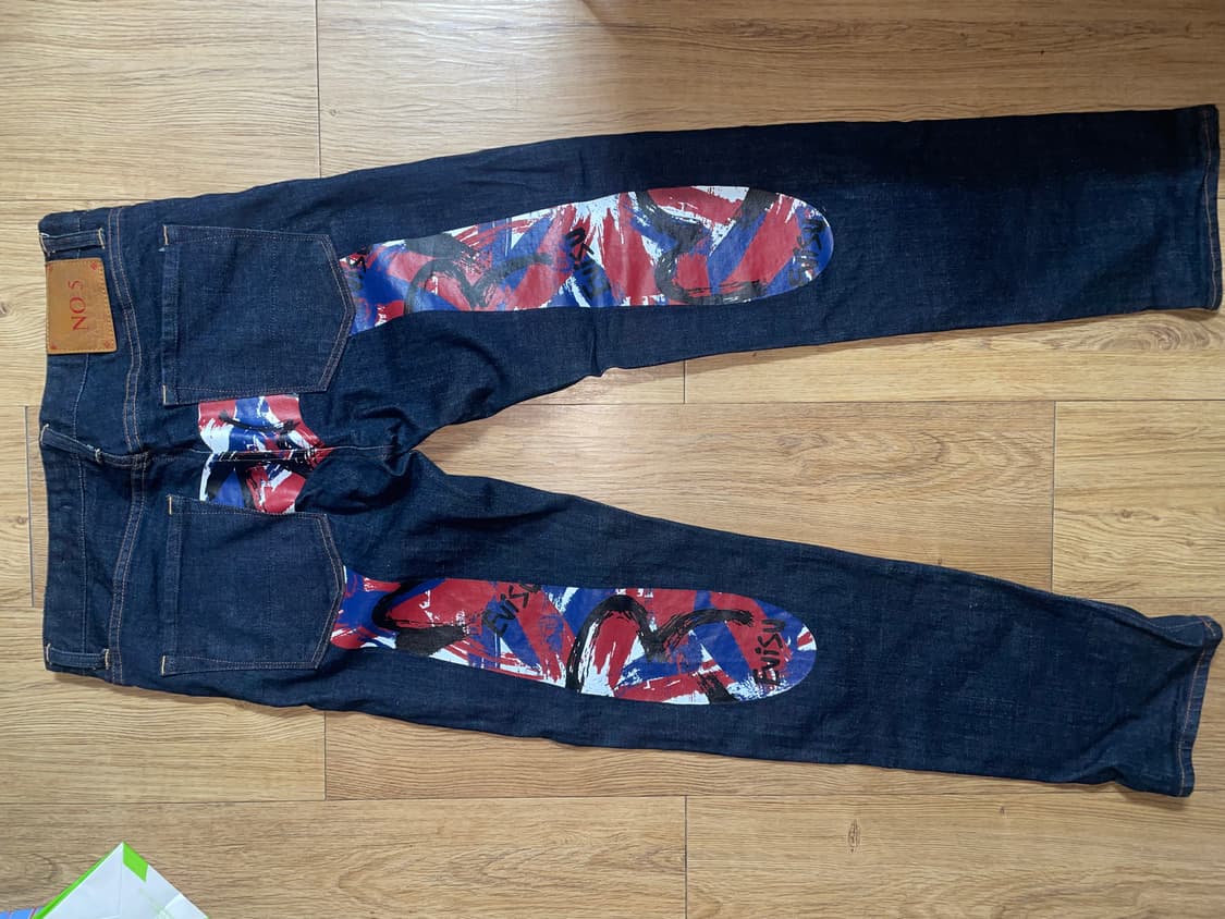 EVISU NO.5 유니언잭 페인트 데님 / 허리30 / 실착2회 상품이미지1