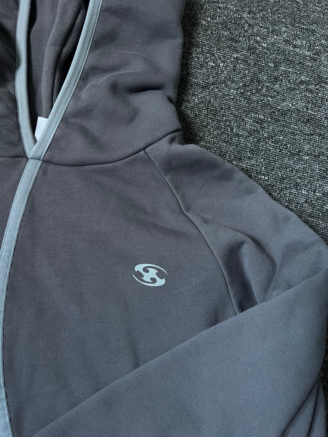 산산기어 taped hoodie ash charcoal 상품이미지3