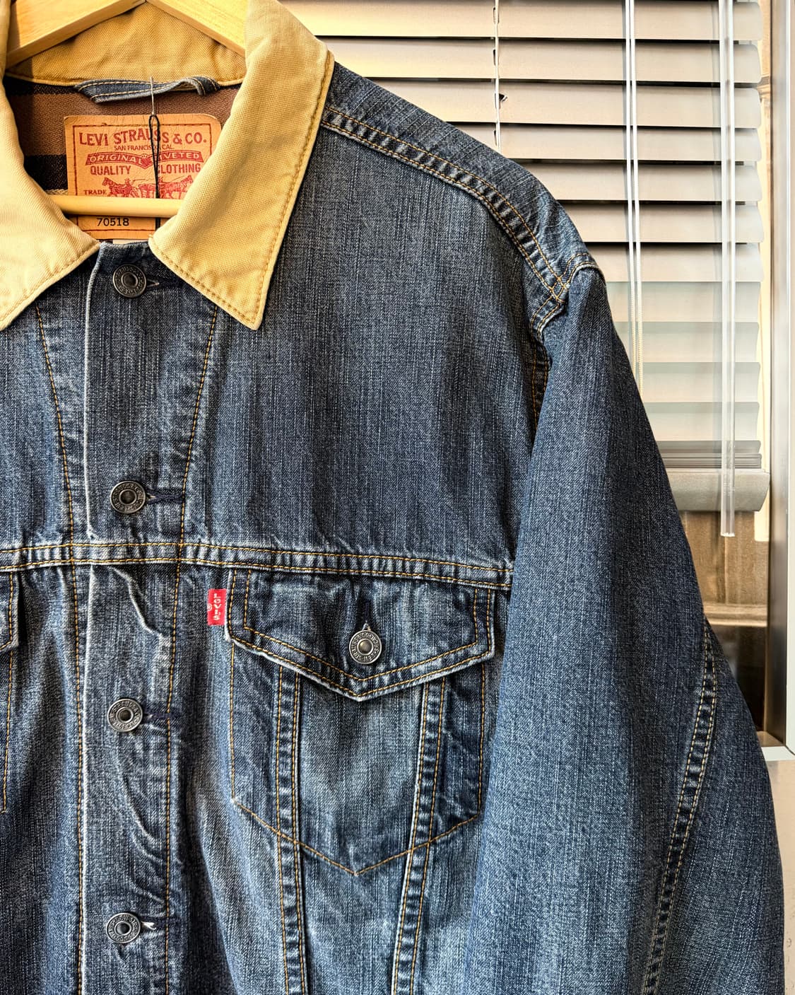 Levis 00's DENIM TRUCKER JACKET 상품이미지4