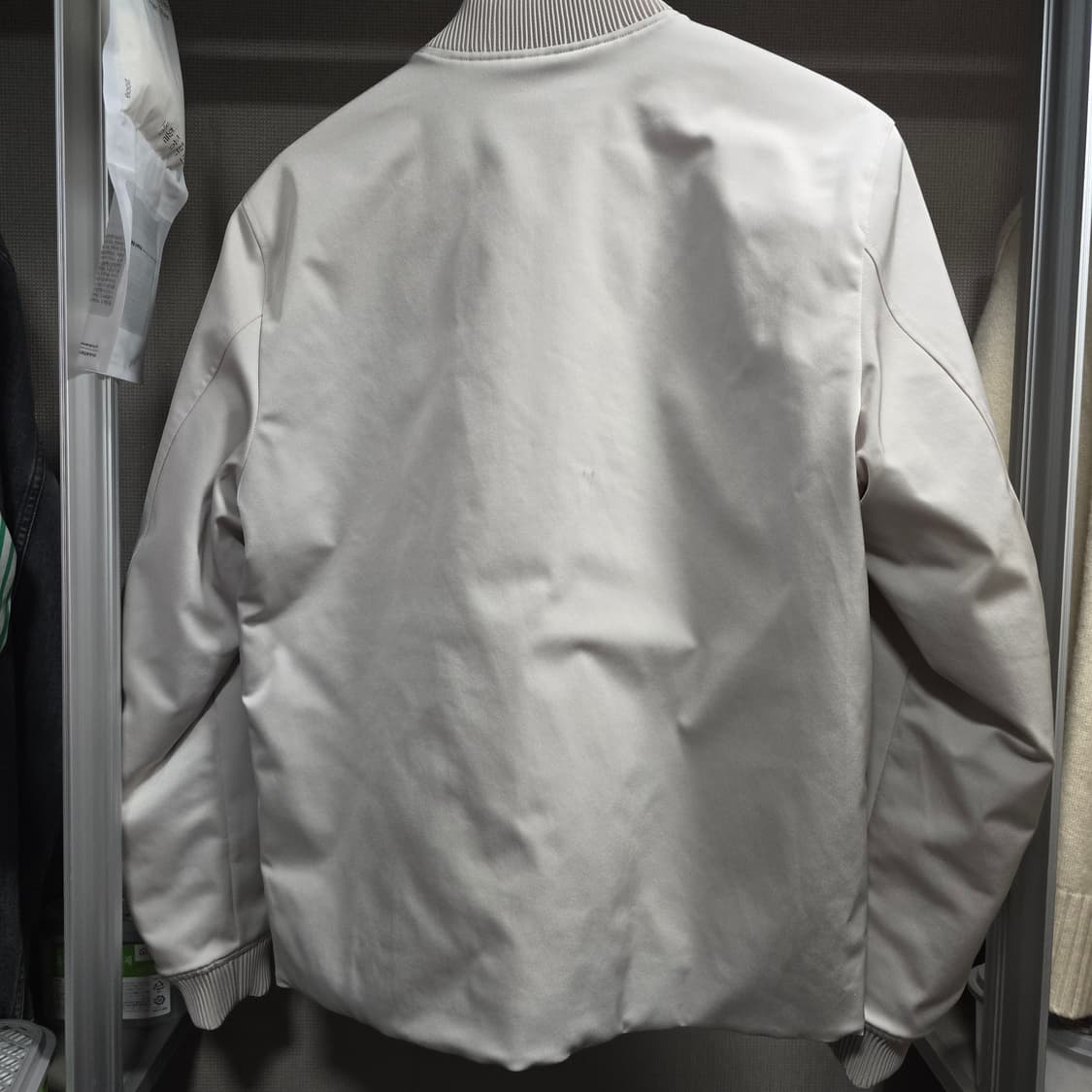 [새제품]띠어리 봄버자켓 아이보리 M 상품이미지3