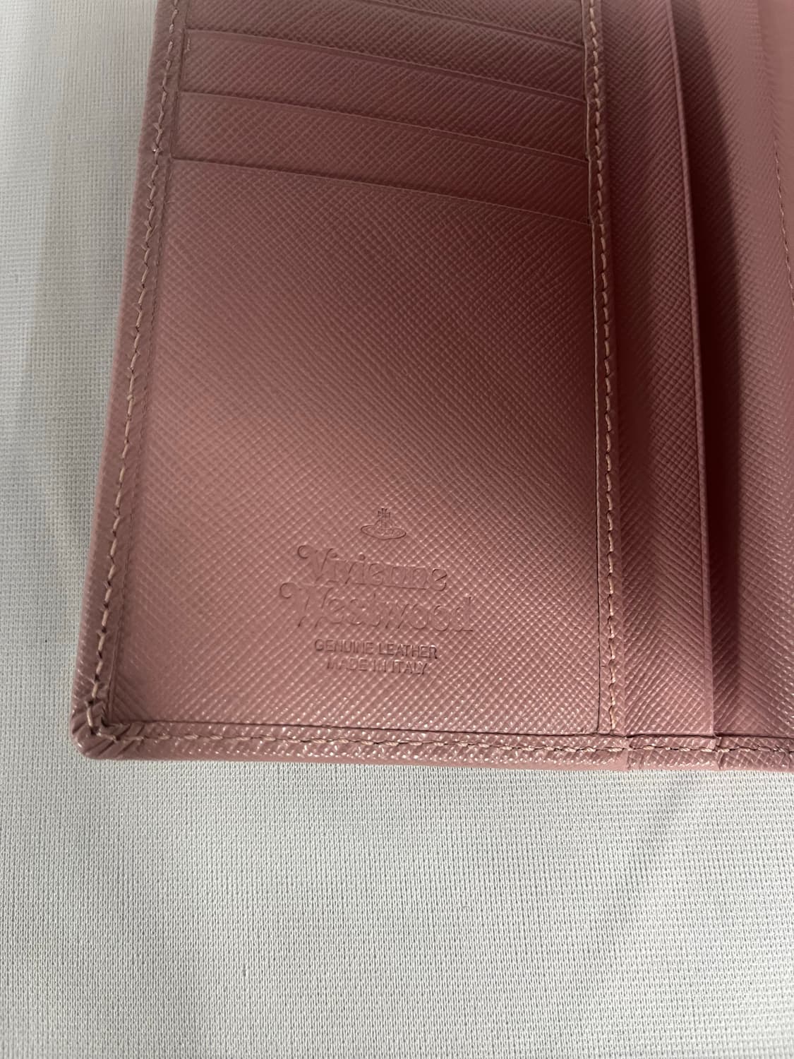 비비안웨스트우드 여권지갑 인디핑크 상품이미지4