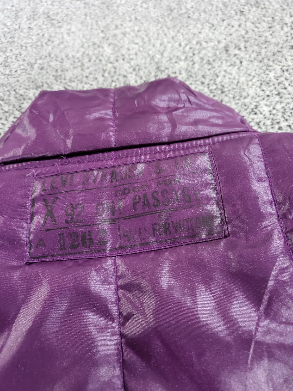 리바이스 퍼플 퀼팅 점퍼 상품이미지4