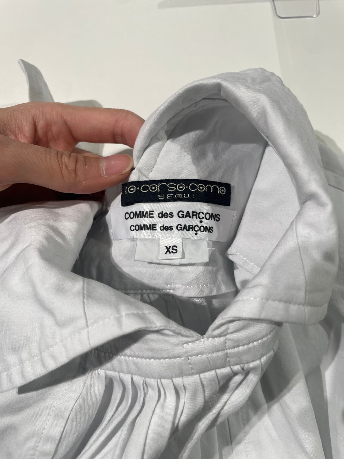 꼼데가르송 꼬르소꼬모 화이트 개더 3/4 슬리브 코튼 블라우스 상품이미지7