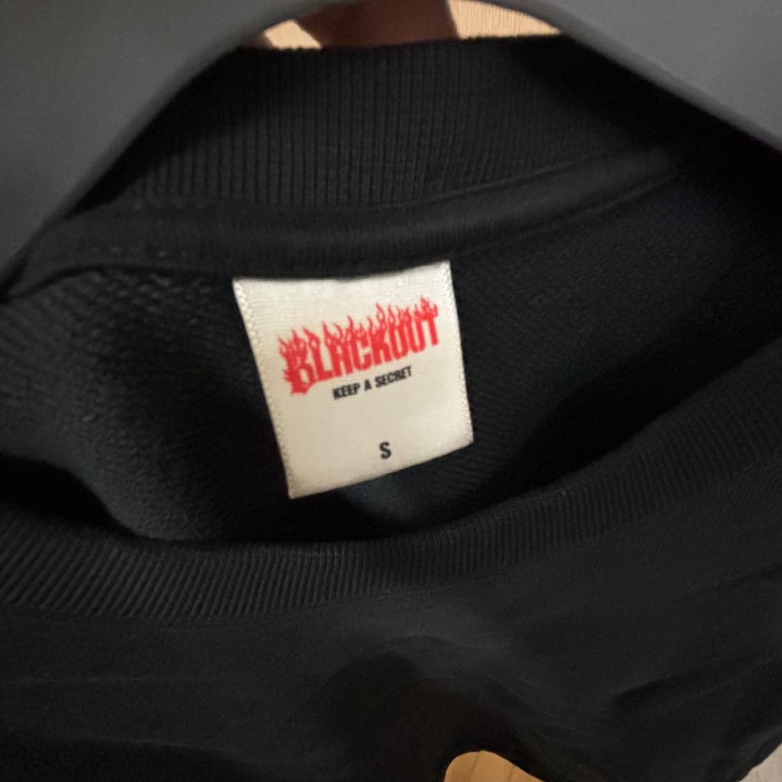블랙아웃 맨투맨 블랙 S 상품이미지3