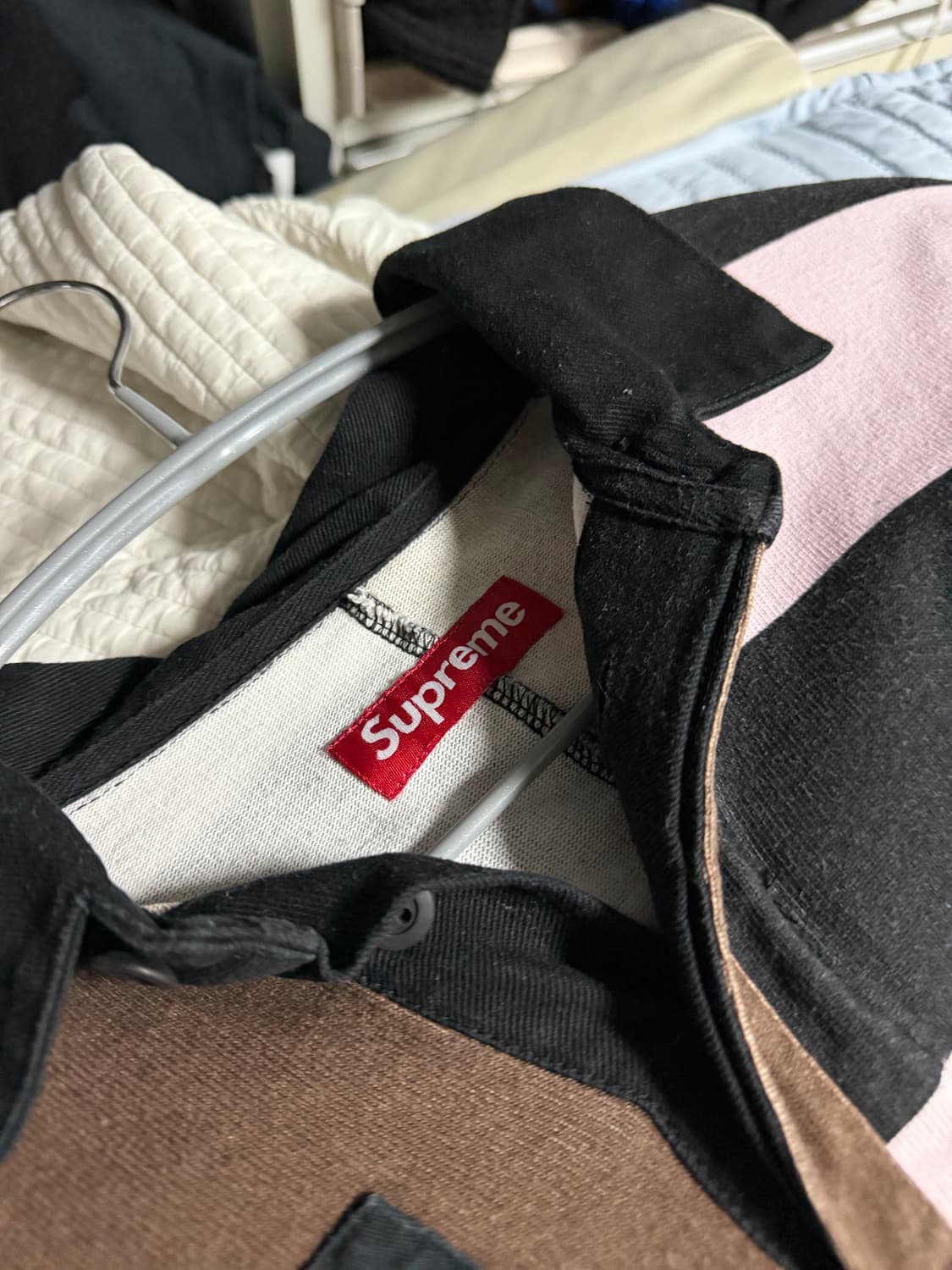 슈프림 로즈 럭비 블랙  FW23 중고 판매해용 상품이미지4