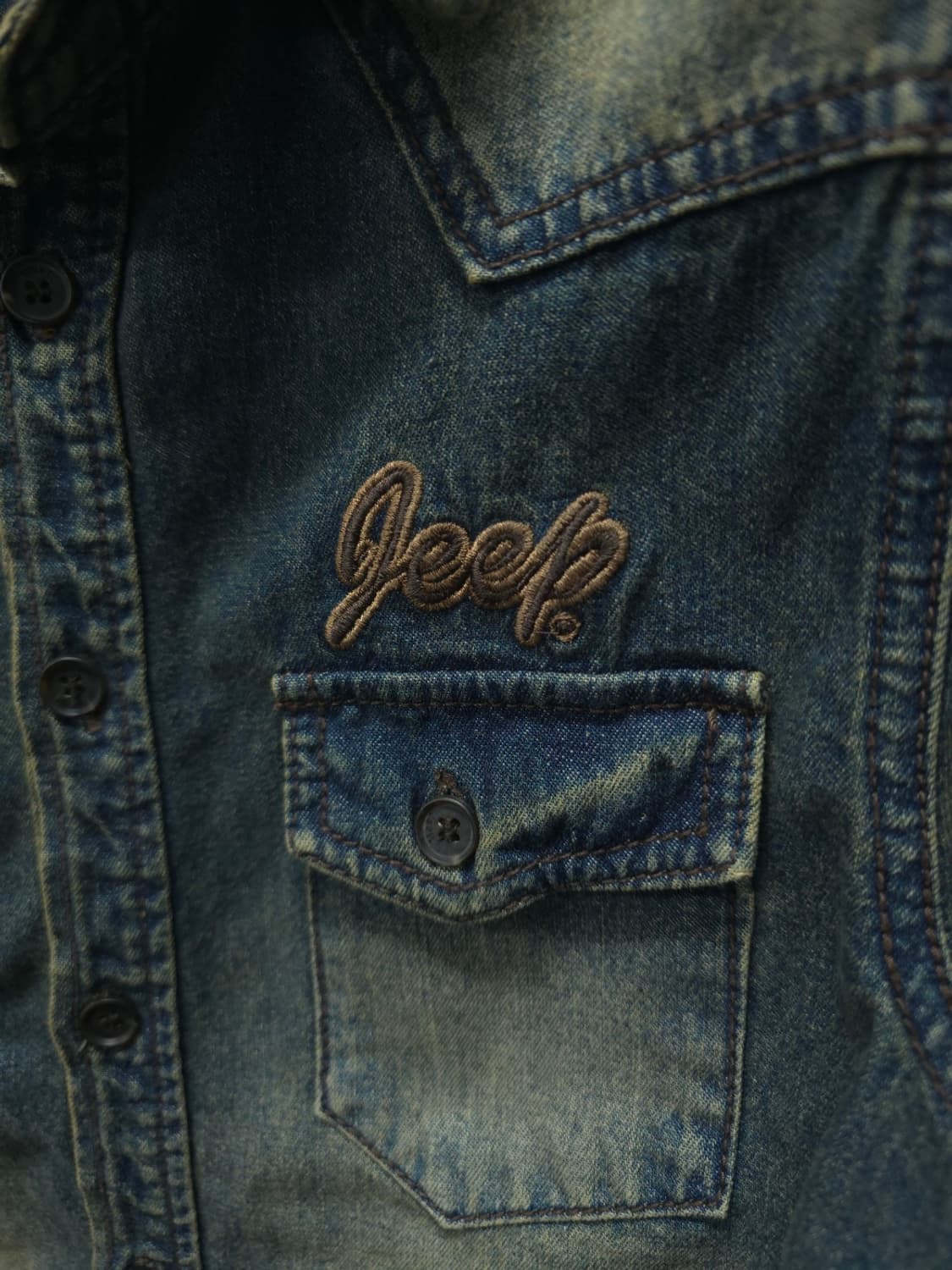 지프 빈티지 워싱 백로고 자수 데님 셔츠 (44) 상품이미지4