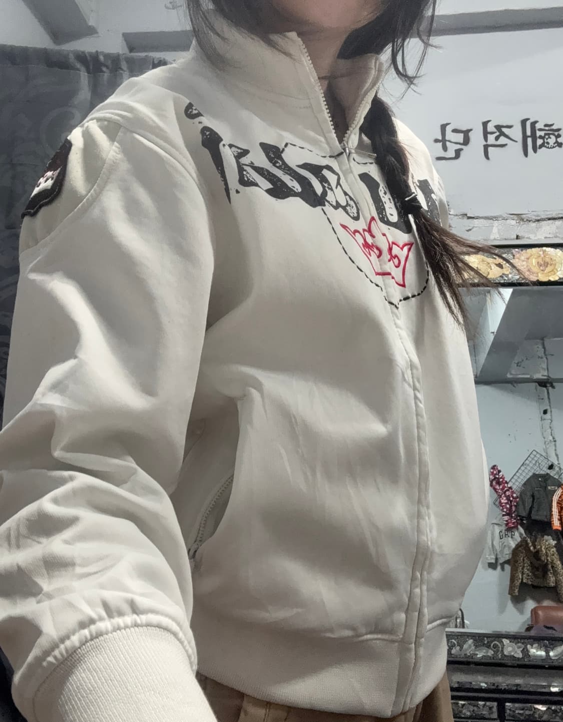 크라운 자수•프린팅 화이트 집업 상품이미지5