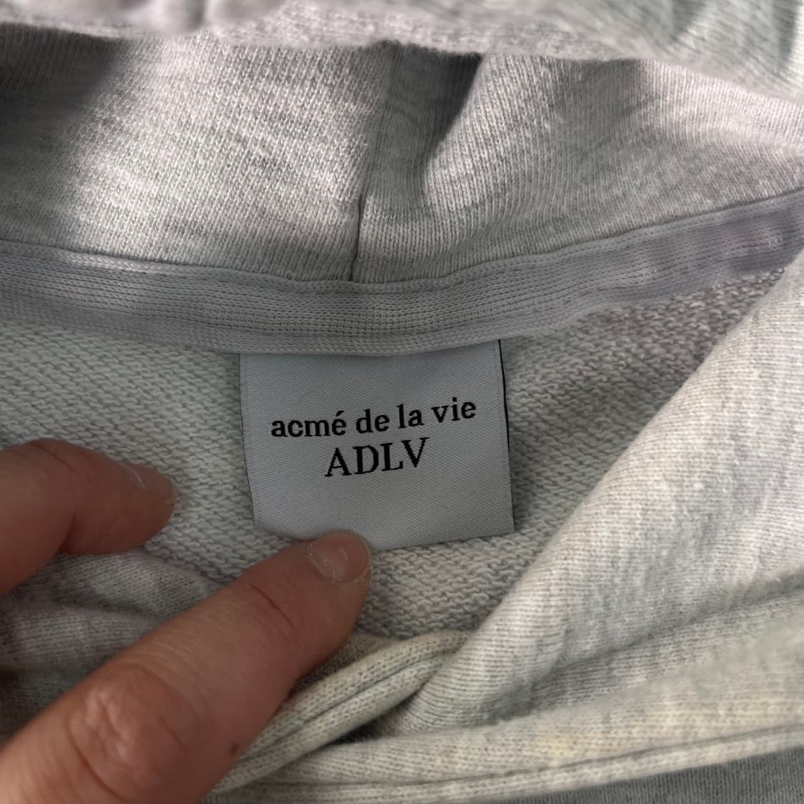 105 아크메드라비 빅로고 오트밀 후드티 상품이미지4