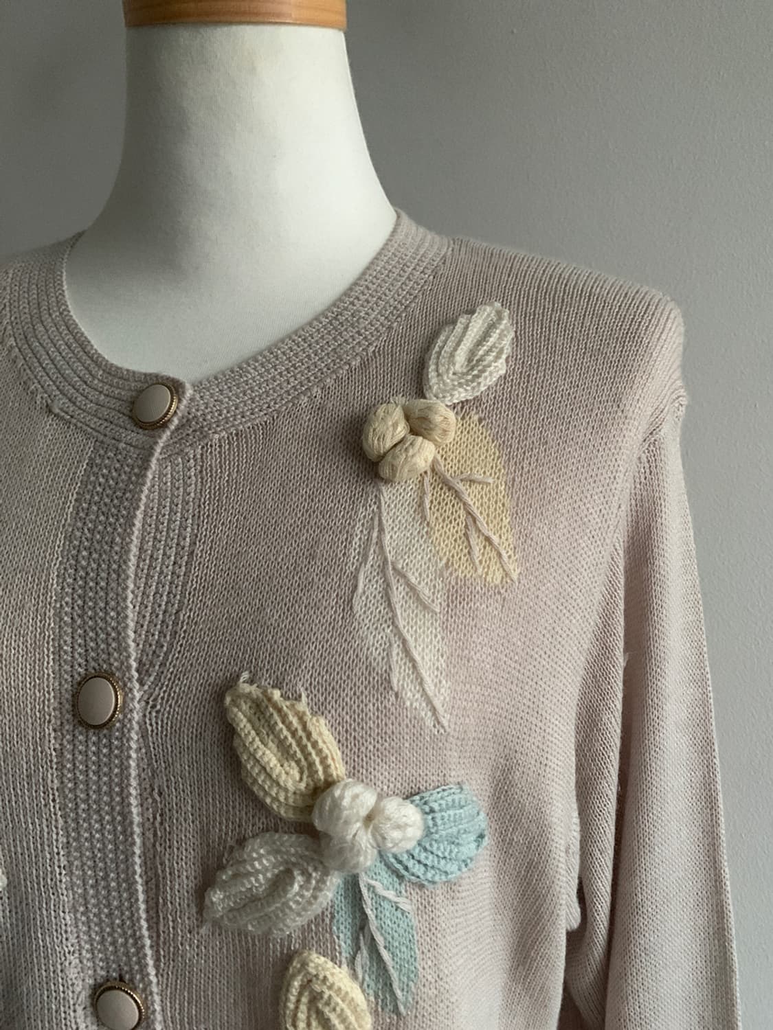 Vintage Button Embroidery Cardigan 상품이미지4