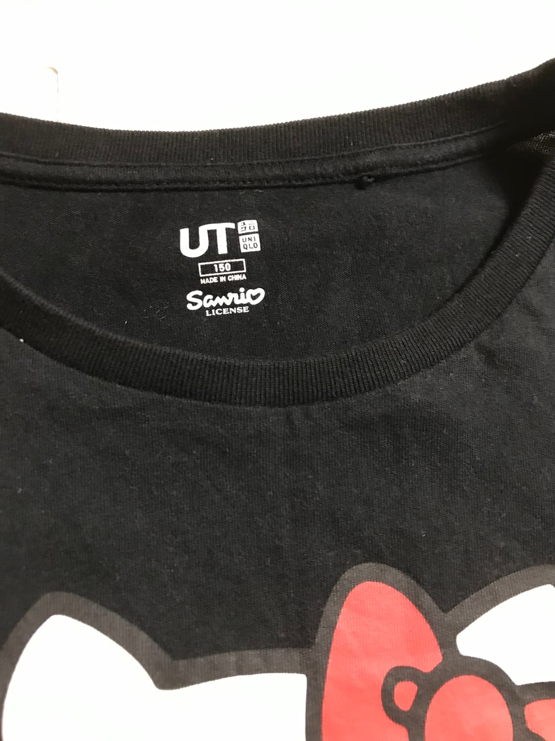 유니클로 헬로키티 페인팅T 상품이미지3