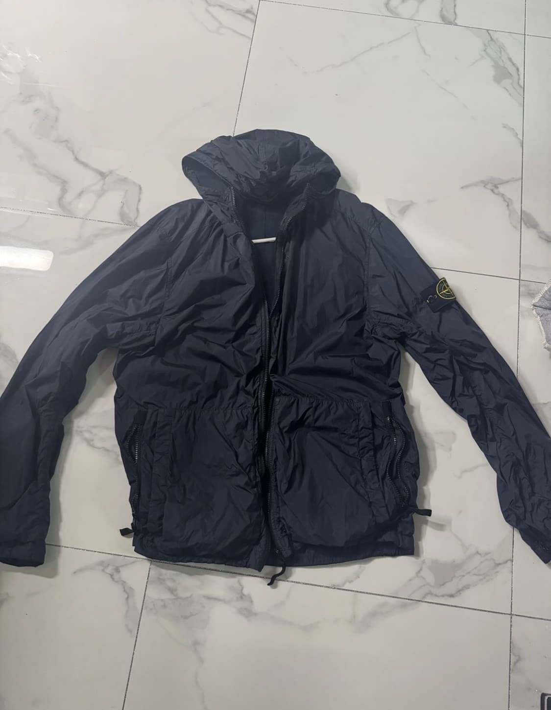 스톤 아일랜드 바람막이 상품이미지1