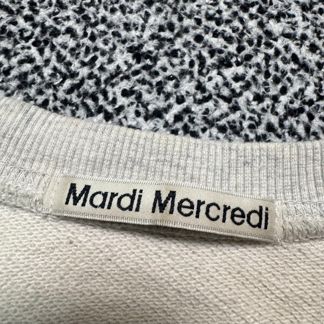 Name : 마르디 시그니처로고 맨투맨 :)  상품이미지3