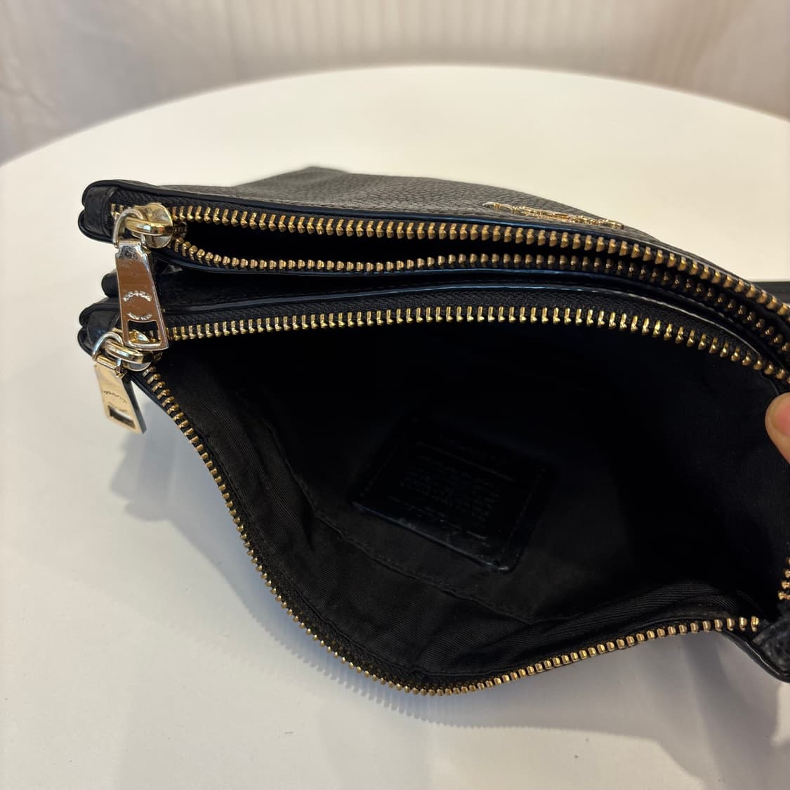 정품 코치 가죽 크로스백     상품이미지10