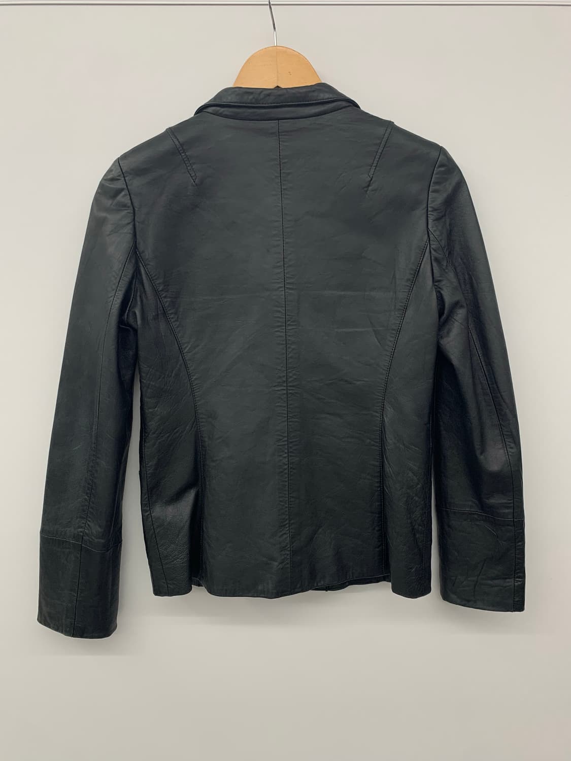 Kiyoko takase 슬림핏 램스킨 레더자켓 상품이미지4