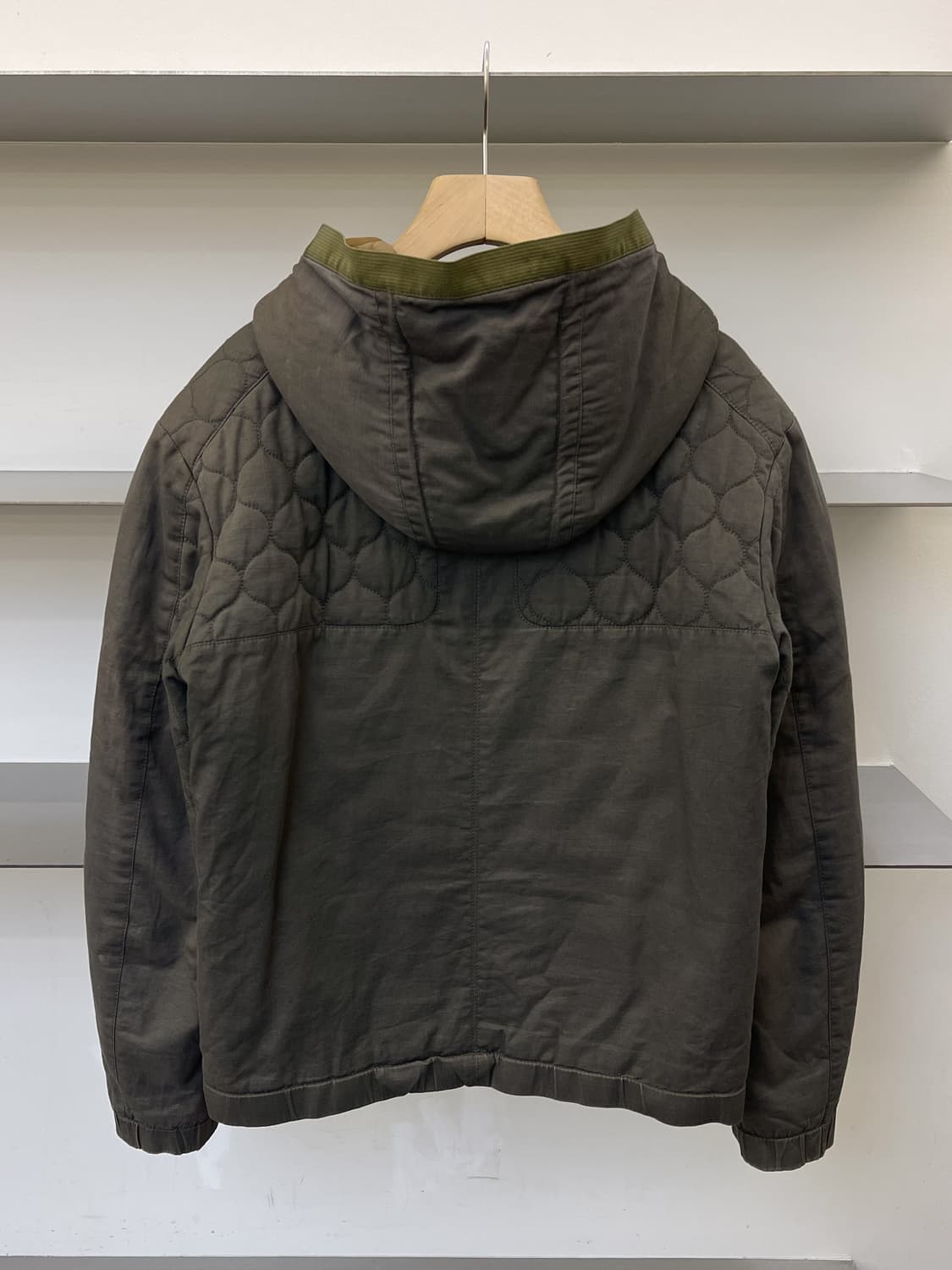 아르마니 익스체인지  퀄티드 후디드 자켓 상품이미지3