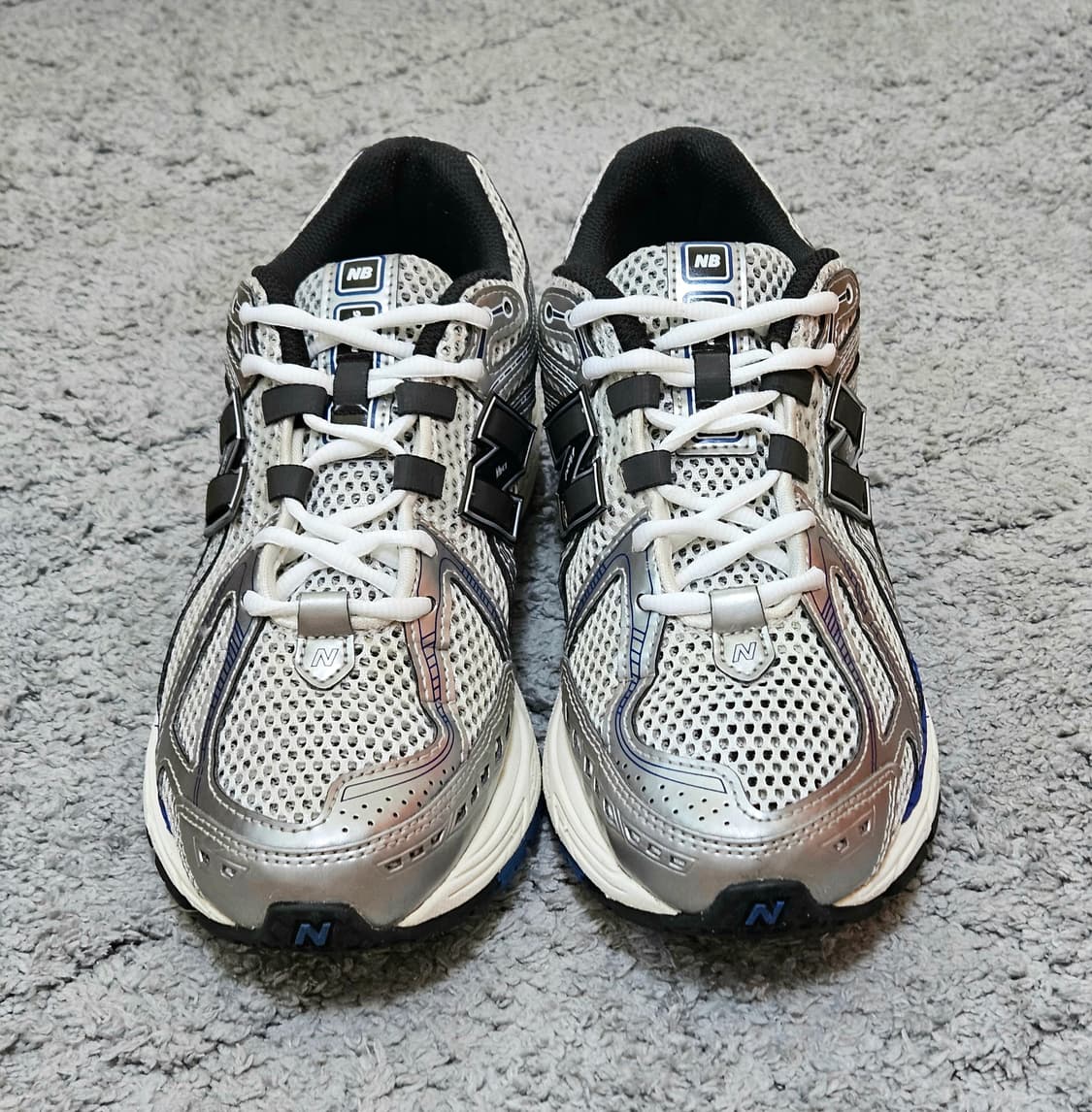 뉴발란스 1906R 240 상품이미지3