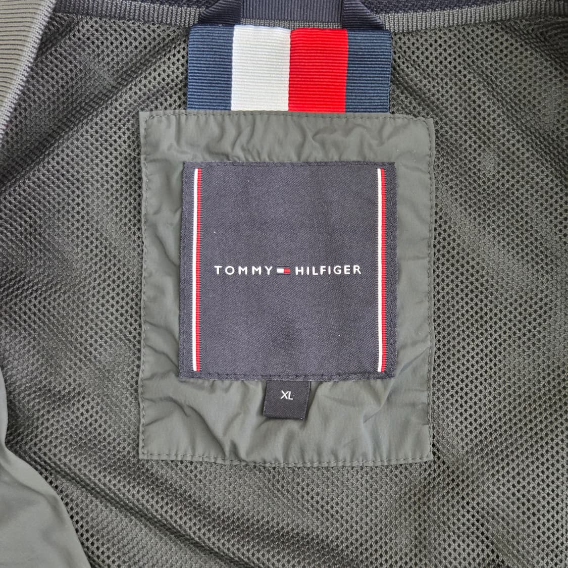 Tommy Hilfiger 타미힐피거 봄버 바람막이 집업 자켓 상품이미지4