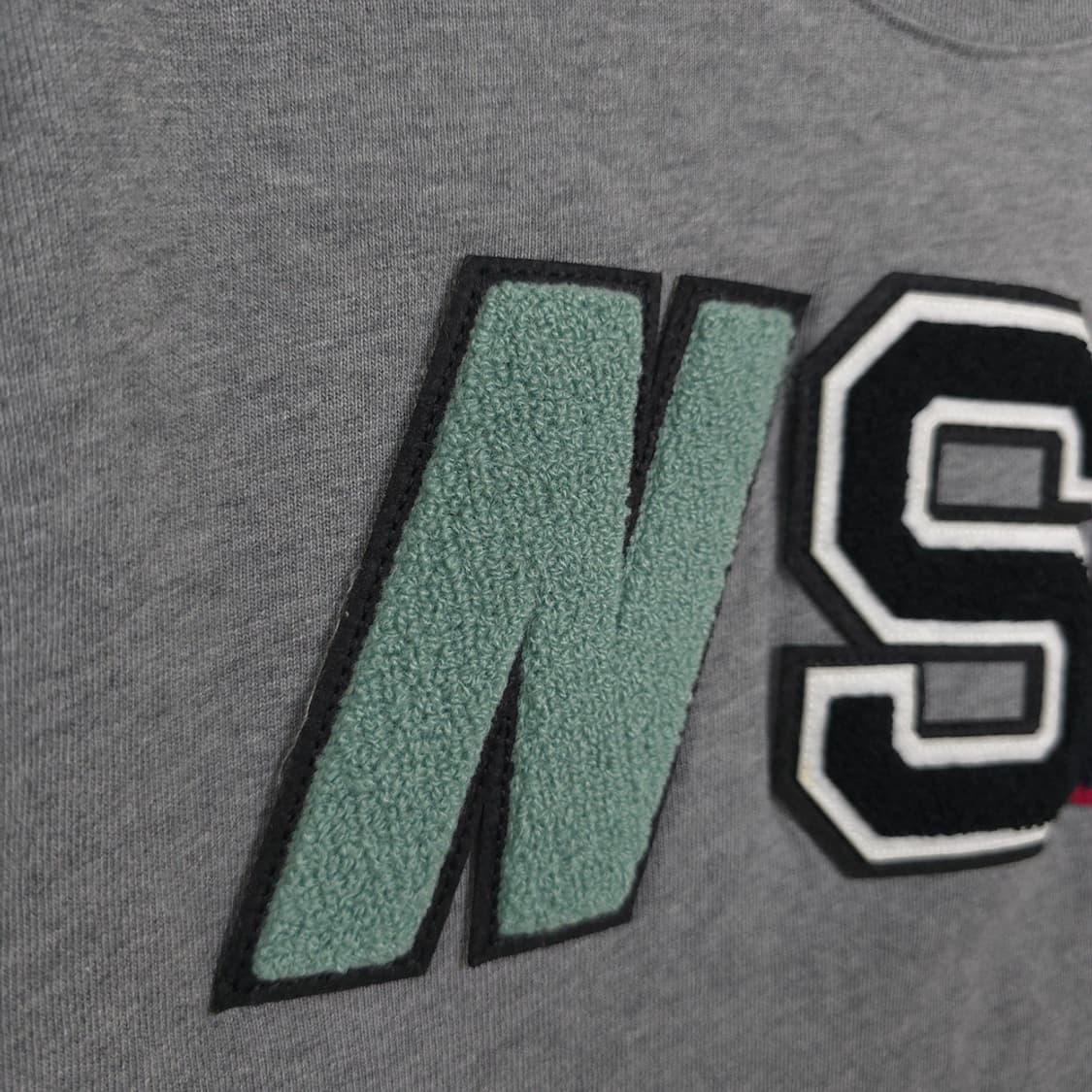남성용 나이키 Nike NSW 로고 자수 반팔티 M(100) 상품이미지3