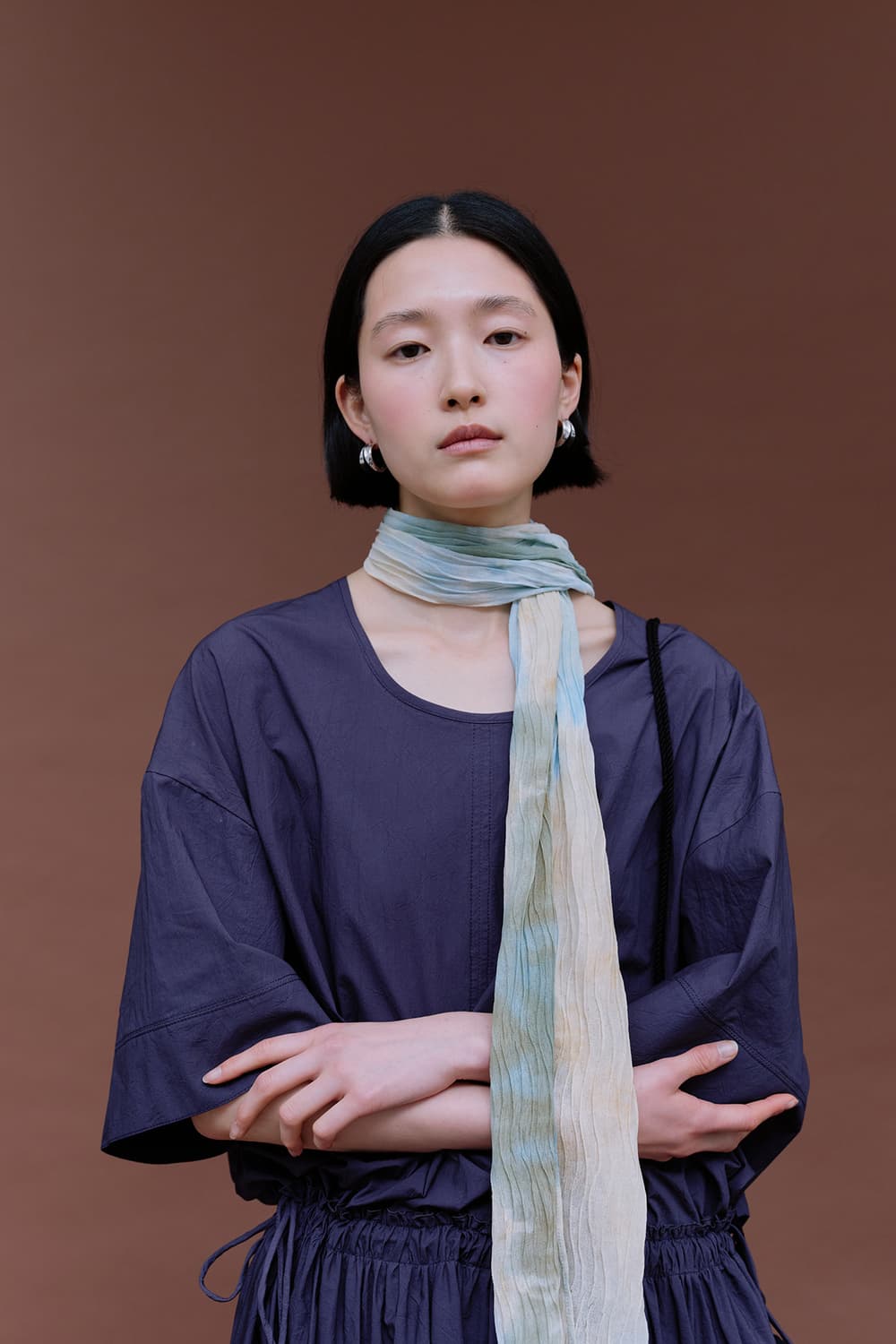 에토스 MEG STRING DRESS / PURPLE NAVY 판매합니다 상품이미지8