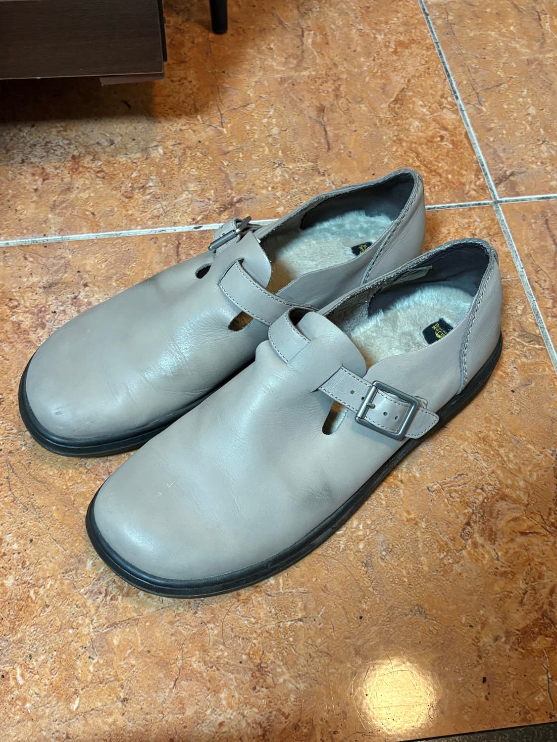 닥터마틴 패트리샤 털 슈즈 상품이미지1