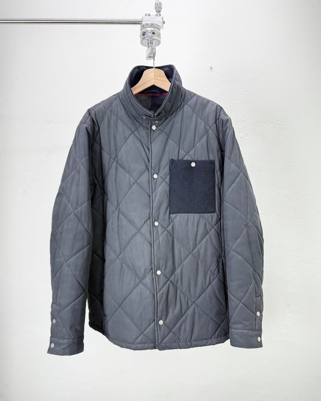 바버 헤리티지 패디드 퀼팅 논왁스 카라 자켓 상품이미지1