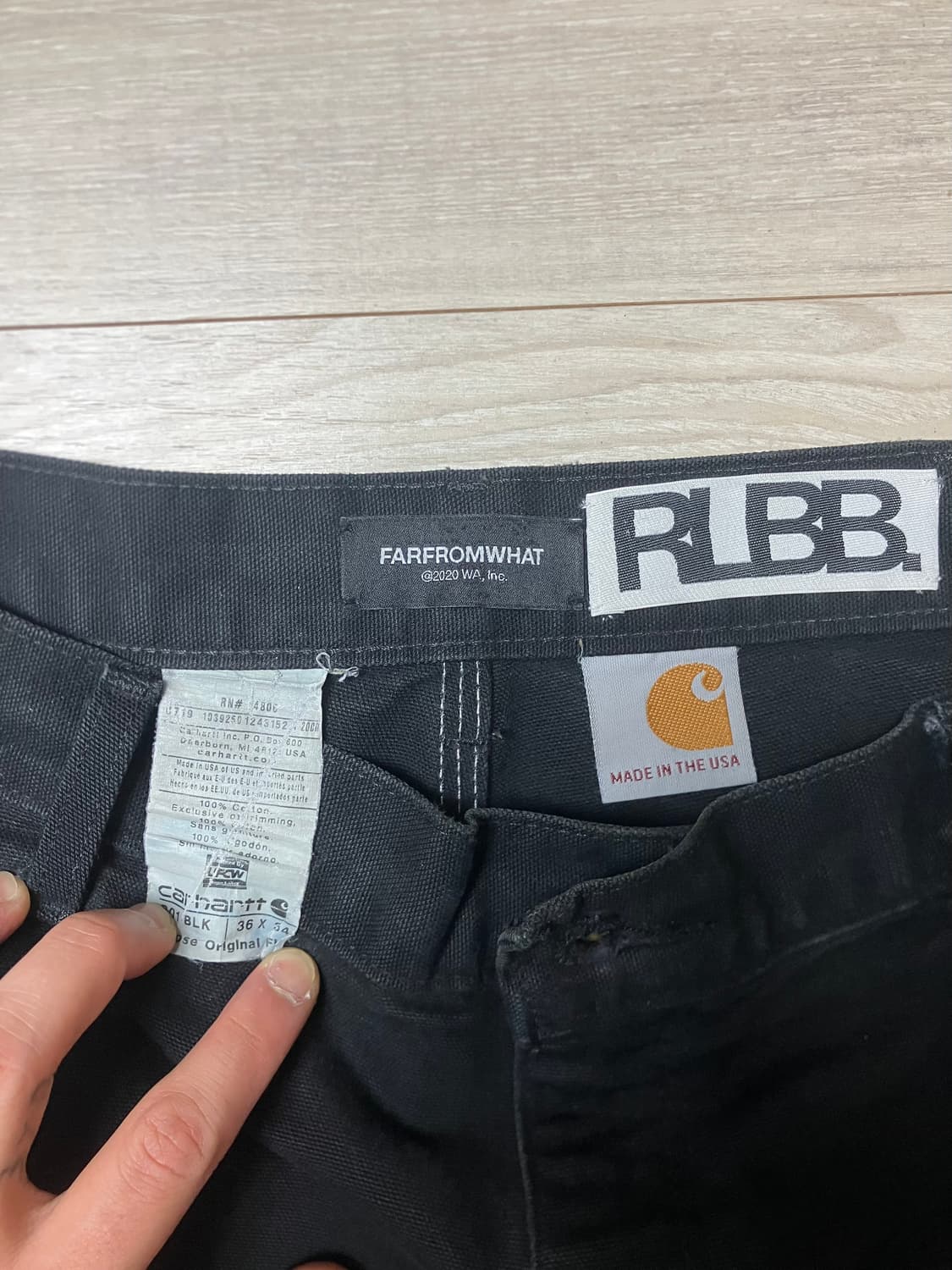 [36x34] 파프롬왓 칼하트 커스텀 더블니 1of1 블랙 상품이미지3