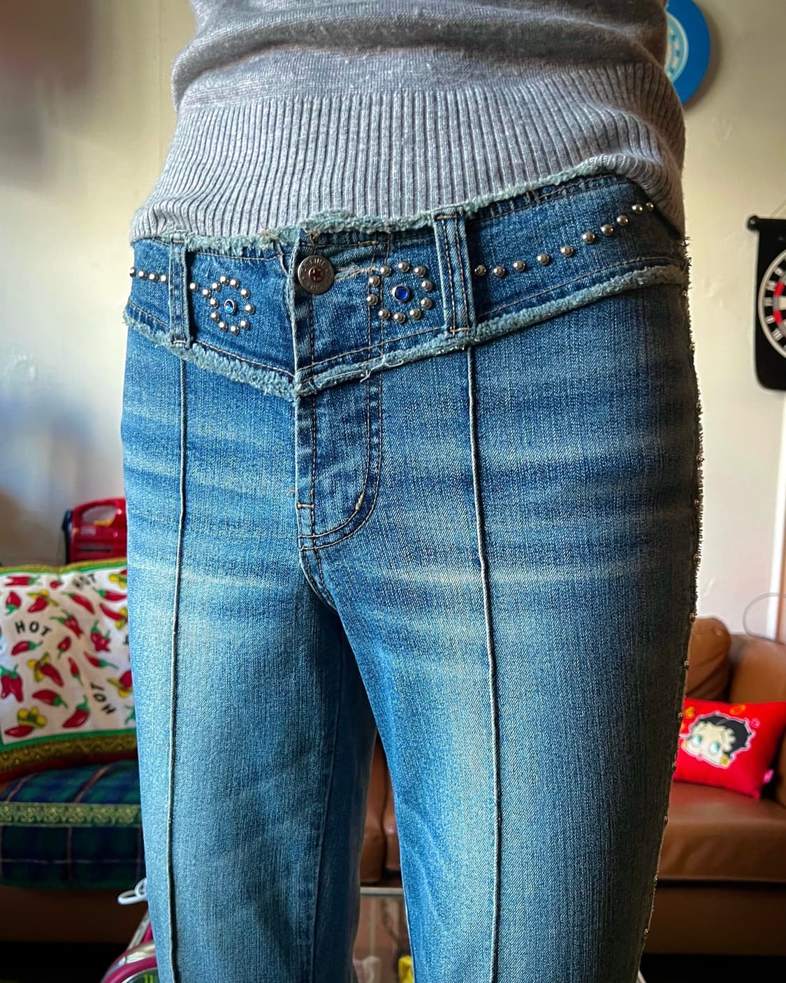 CFLINE JEANS Studs & Gem Flare Jeans 상품이미지2