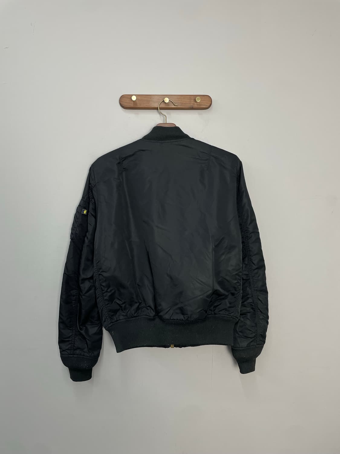 알파 인더스트리 MA-1 플라이트 리버시블 자켓 H2040 상품이미지3