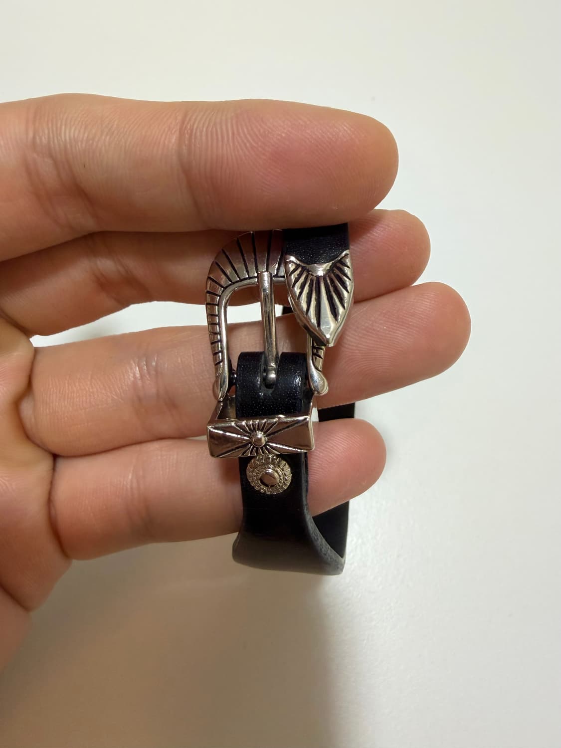 토가 풀라 웨스턴 버클 가죽 팔찌 레더 브레이슬릿 상품이미지3