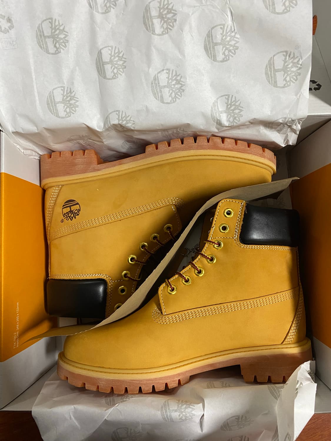 팀버랜드 프리미엄 6인치 워터프루프 부츠 위트 누벅 270mm 상품이미지1