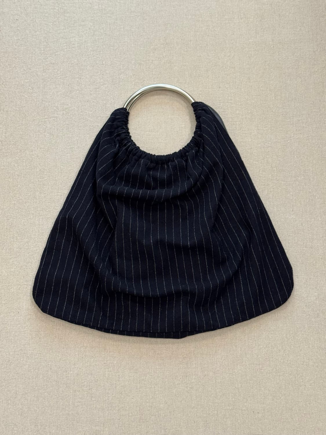 꼼데가르송 robe de chambre 스트라이프 울 링 핸들백 상품이미지1