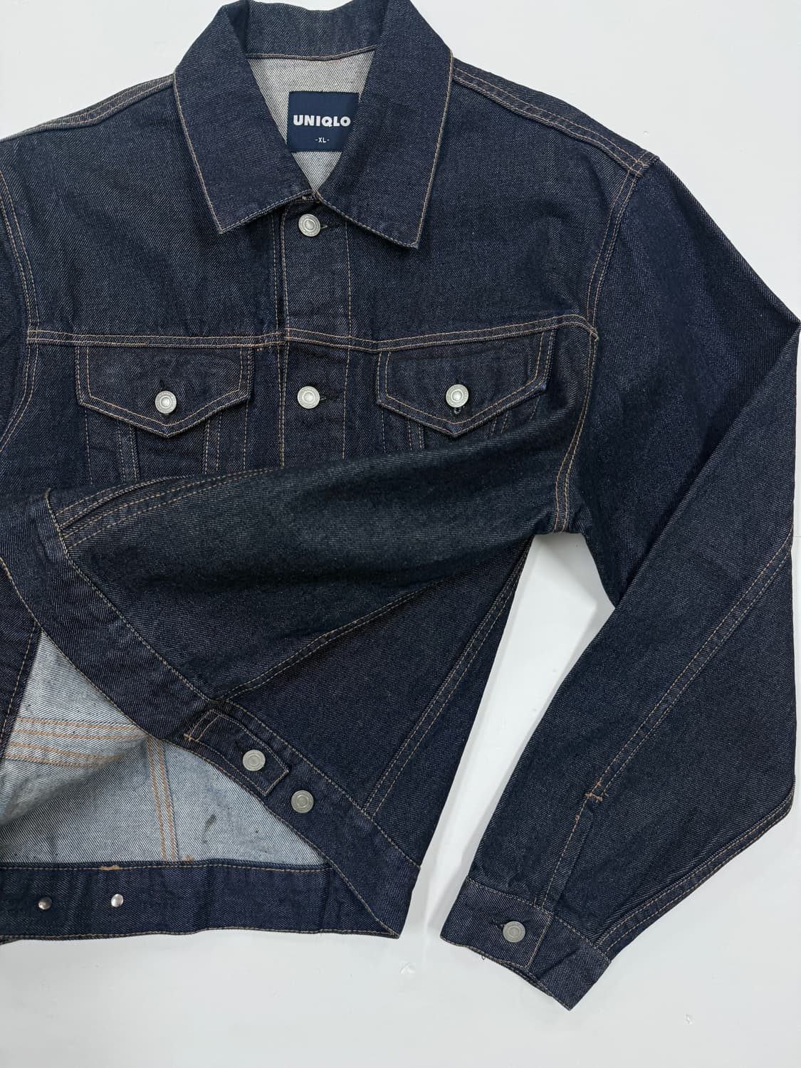 UNIQLO 유니클로 클래식 데님 트러커 자켓 상품이미지4