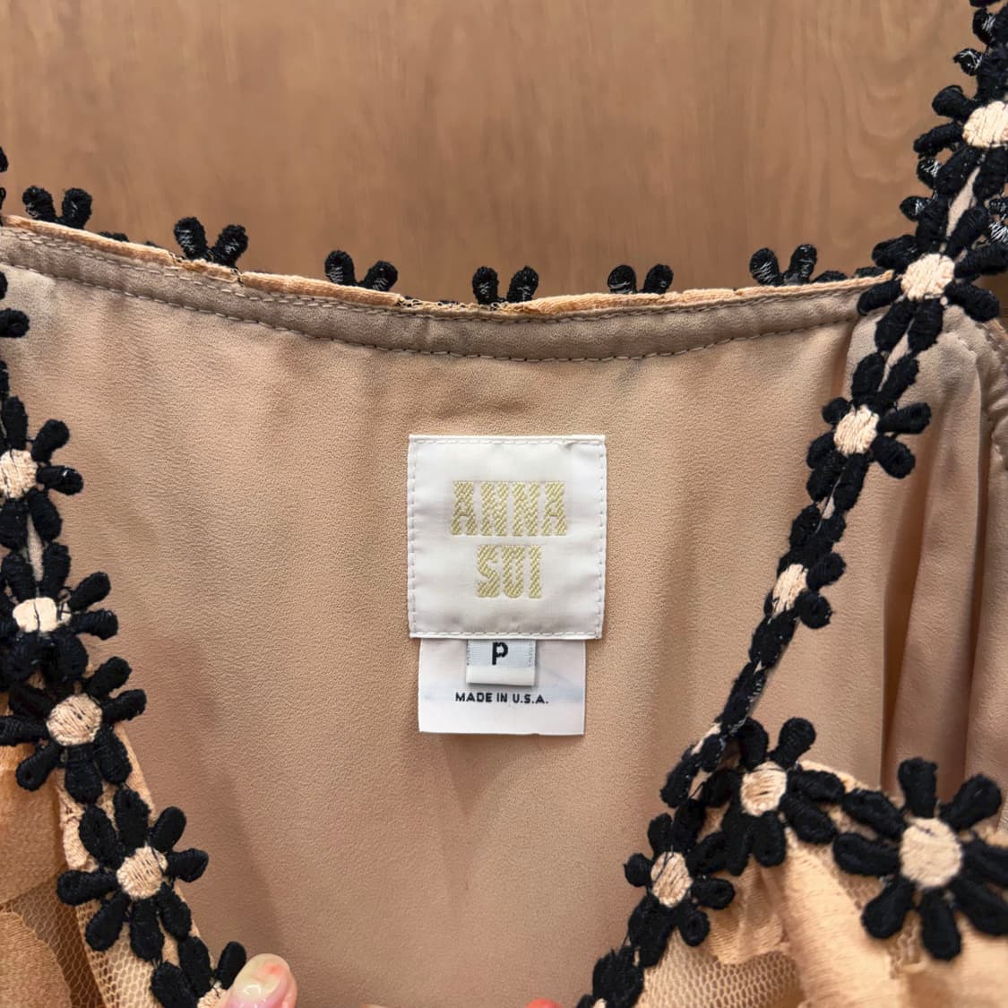 안나수이 슬리브리스 미니 원피스 플라워 레이스 디테일 베이지 핑크 상품이미지6