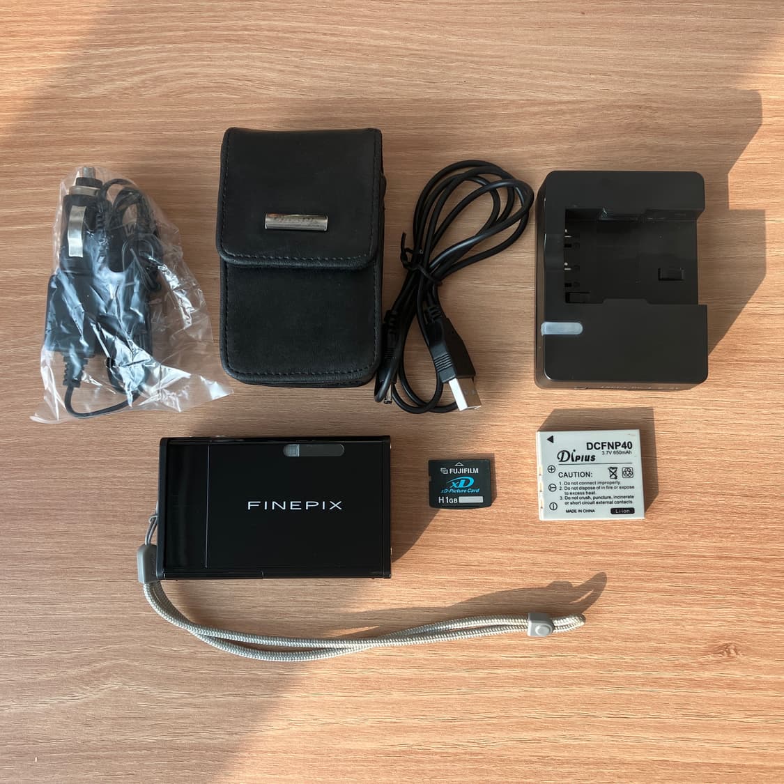 레트로 빈티지 카메라🎞️ 후지 파인픽스 Z2 (1GB XD카드) 상품이미지1