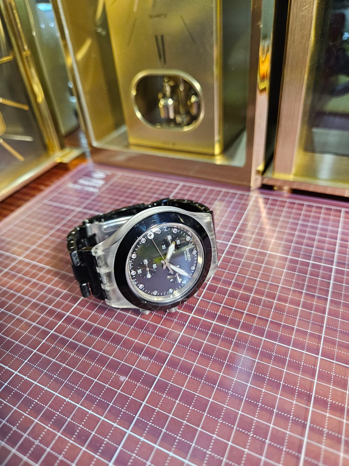 스와치 아이러니  블랙 크로노그래프 시계 상품이미지5