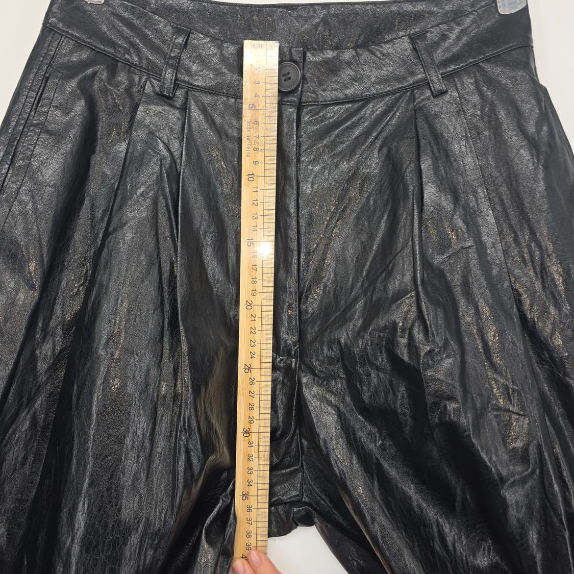 블랙 광택 와이드 인조 레더 팬츠 상품이미지7