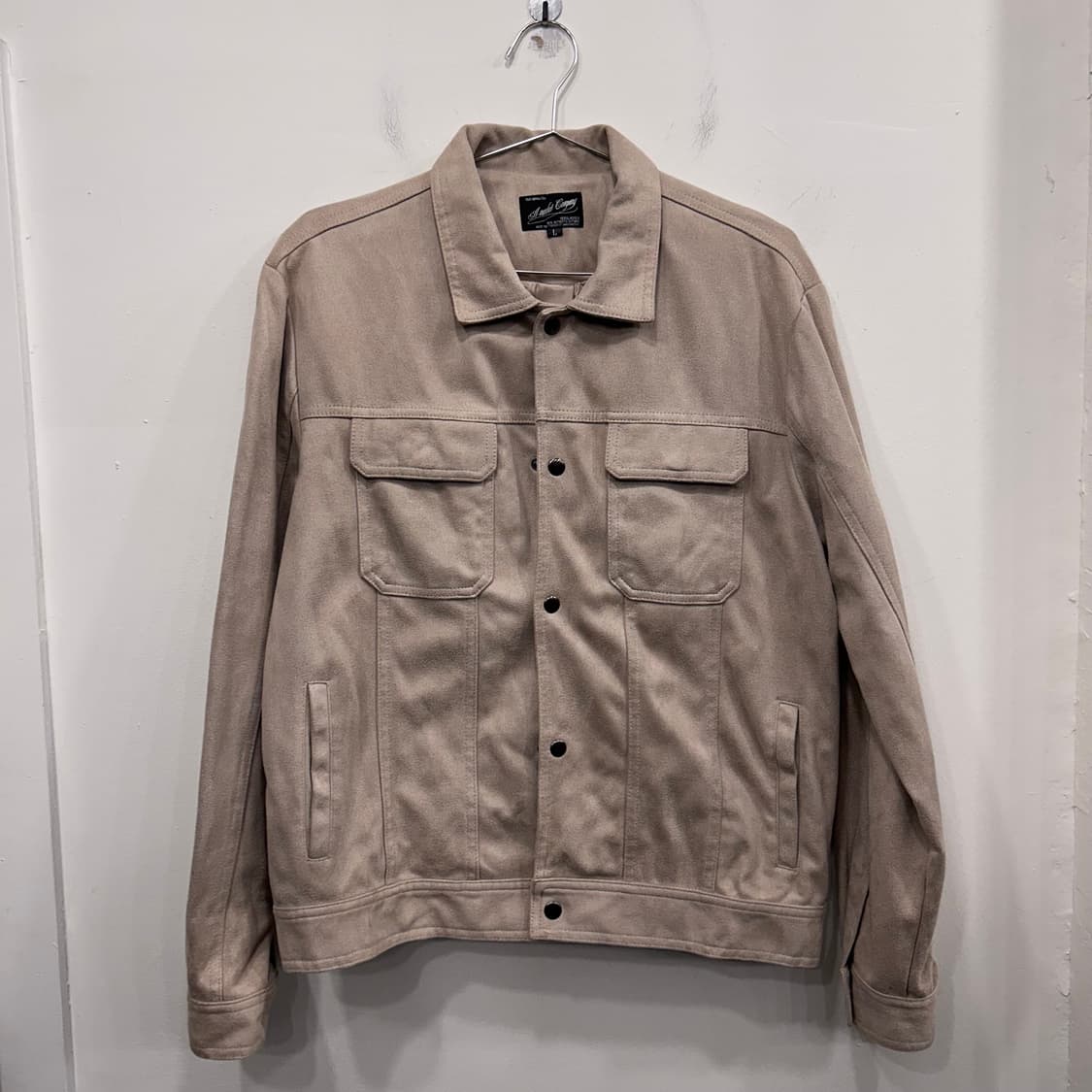 에이마켓 컴퍼니 포켓 버튼 미니멀 스웨이드 자켓 상품이미지2