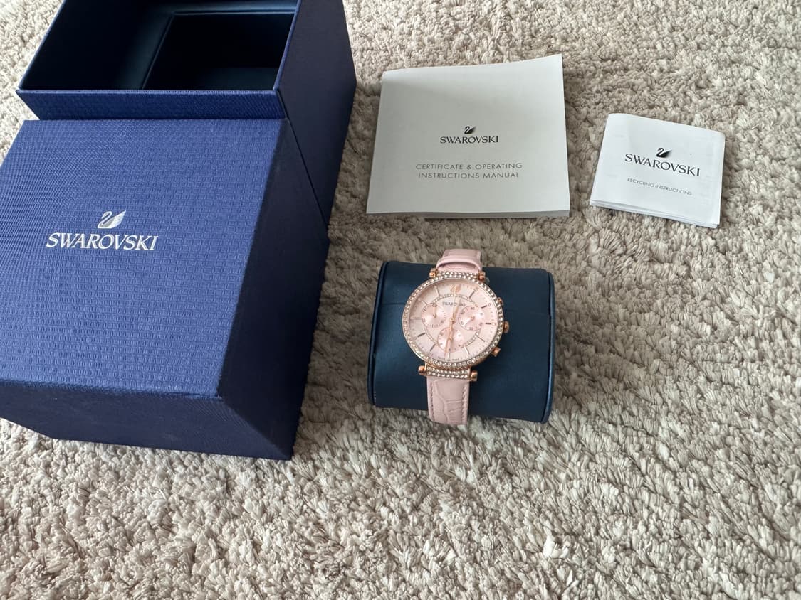 정품 스와로브스키 시계 상품이미지4