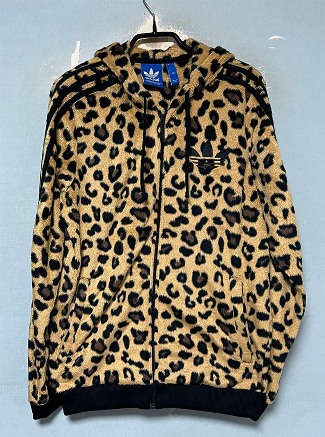 아디다스 셀파 레오파드 호피 추동 M 95 66 상품이미지1