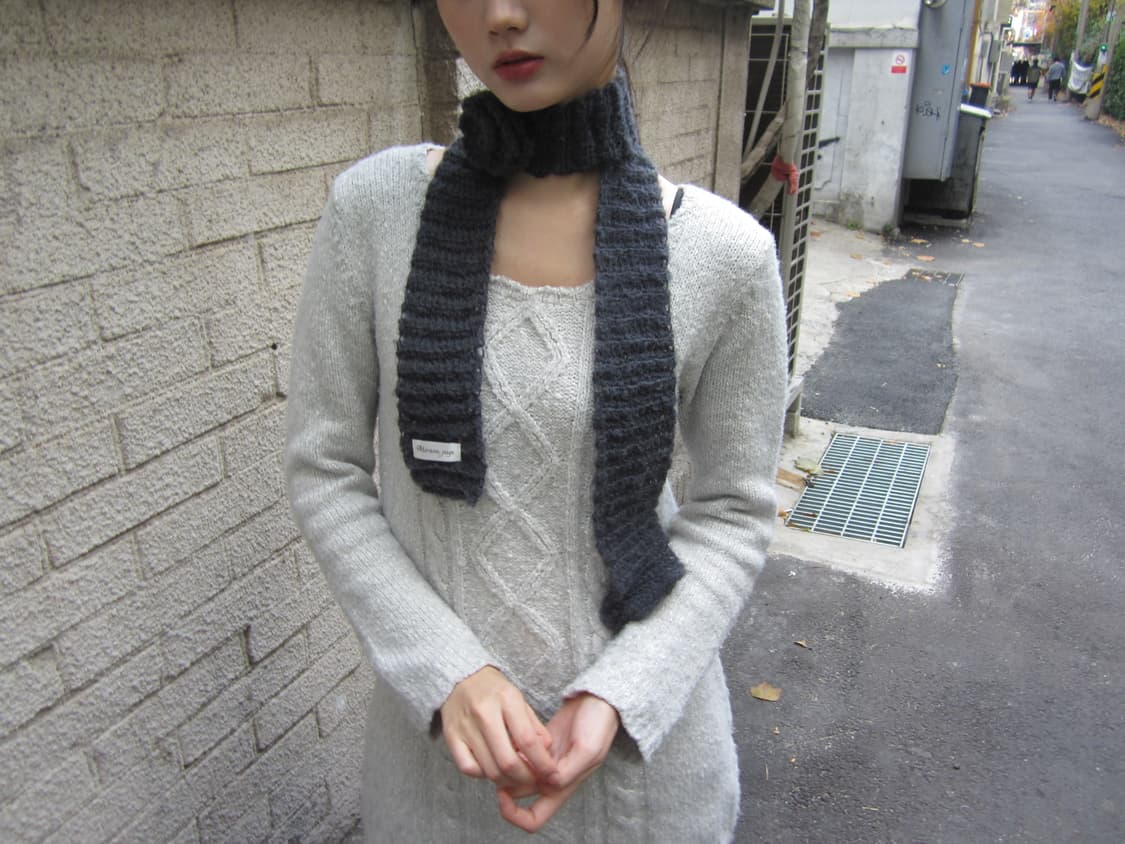 crochet mohair rose scarf charcoal 상품이미지6