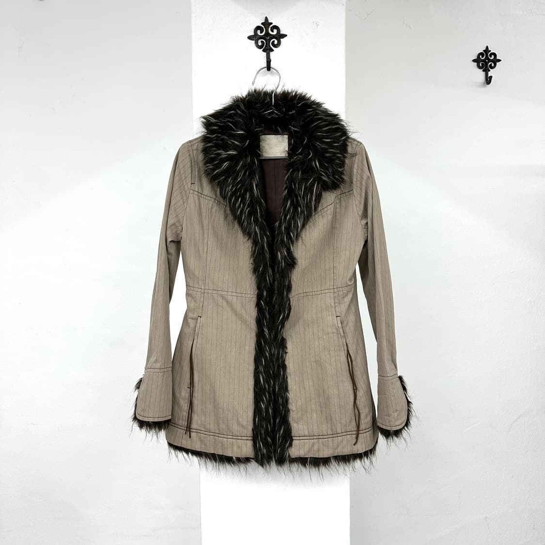 Levi’s fur trimming coat jacket 상품이미지4