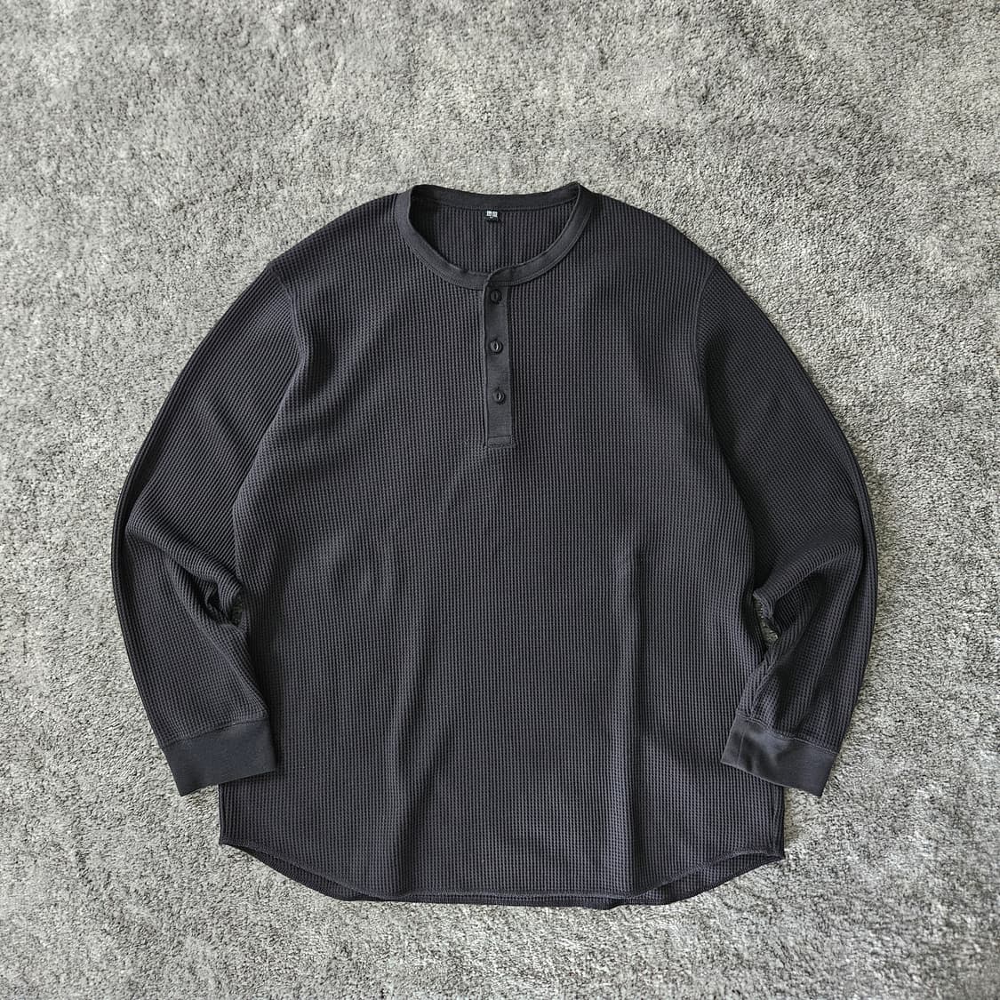 [무료배송] 유니클로 와플 헨리넥 긴팔 티셔츠 상품이미지1