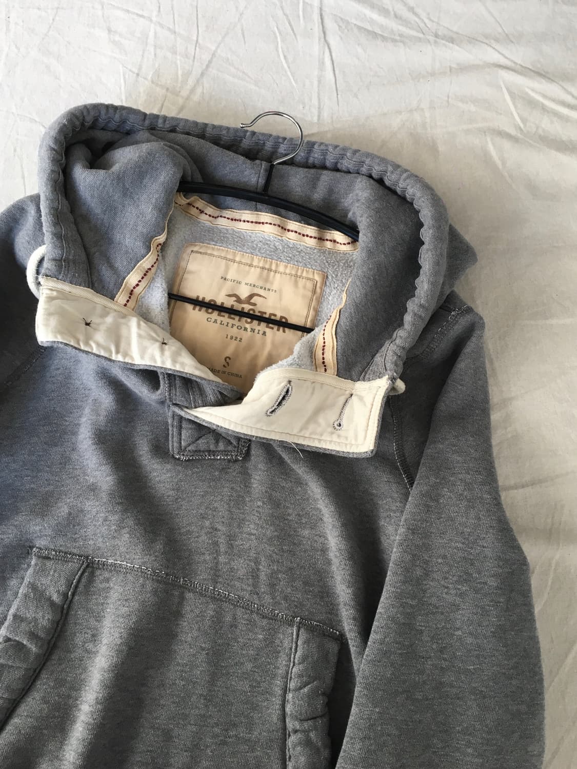 홀리스터 가슴로고 후드티 상품이미지4