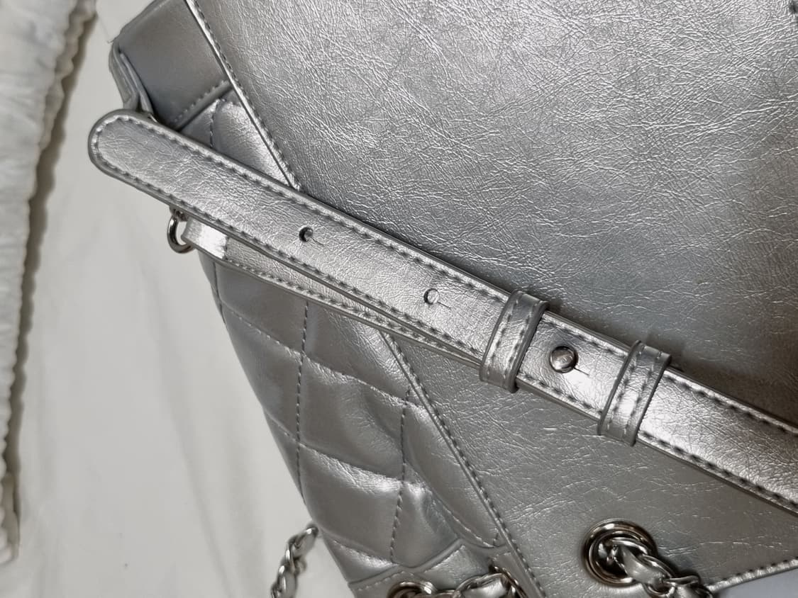 페리아 실버 체인 백팩 상품이미지9