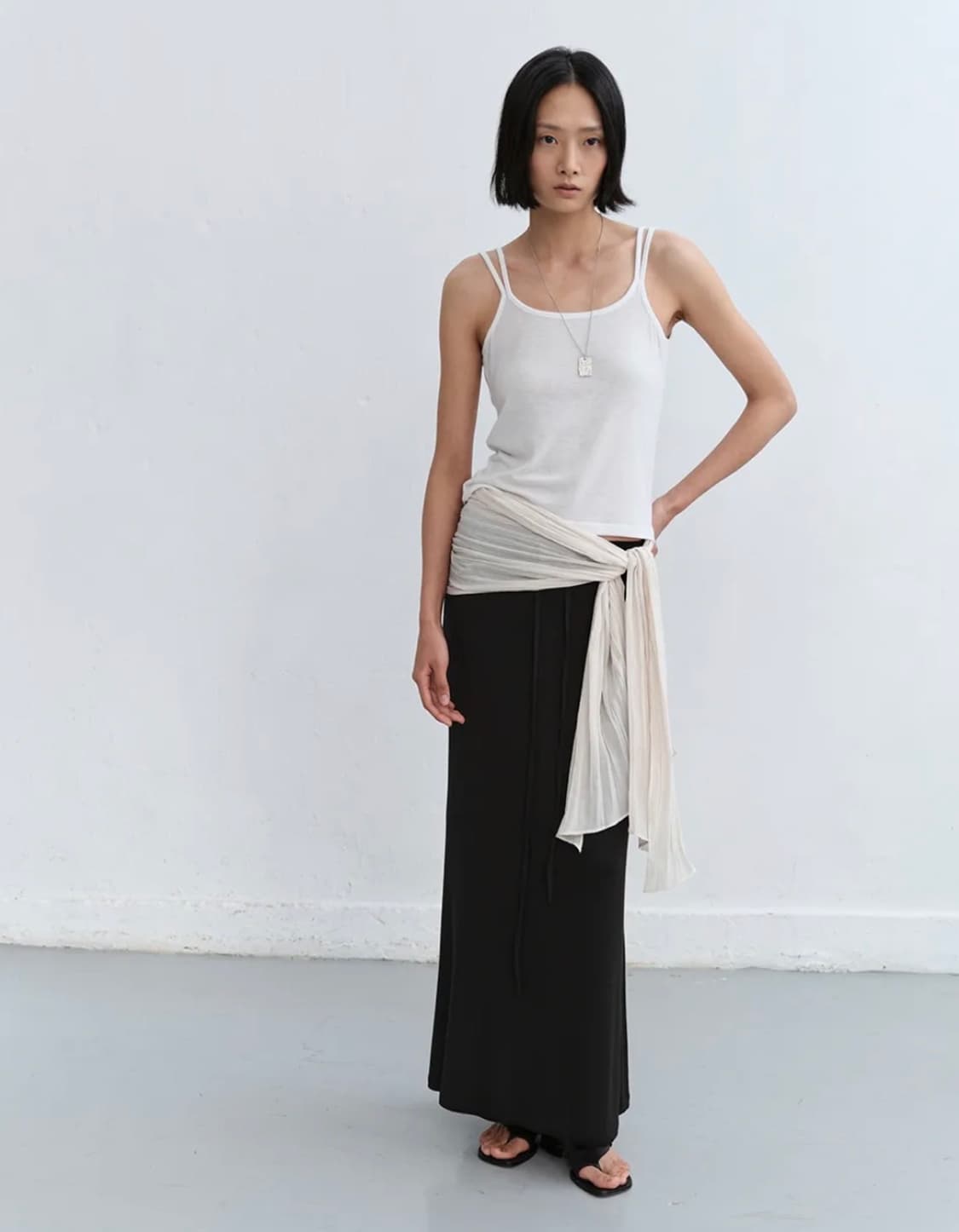 로우타이드 DOUBLE STRAP SLEEVELESS TOP 슬리브리스 상품이미지2